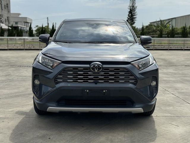 TOYOTA豐田 RAV4  第3張相片