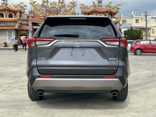 TOYOTA豐田 RAV4  第5張相片