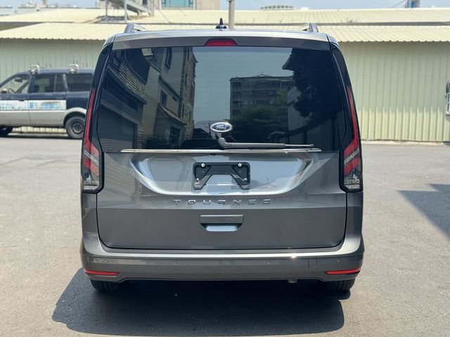 FORD福特 TOURNEO CONNECT  第9張相片