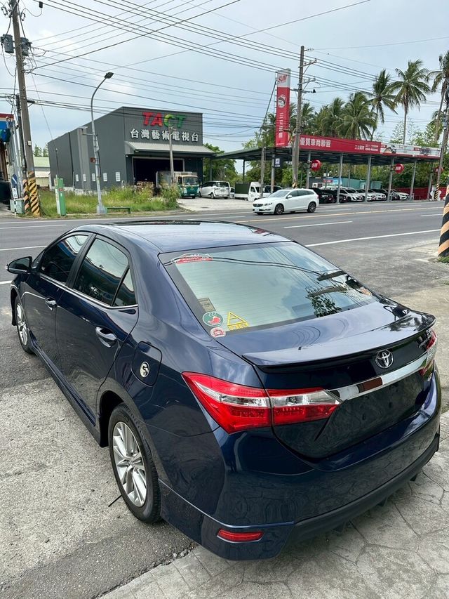 TOYOTA豐田 ALTIS  第4張相片