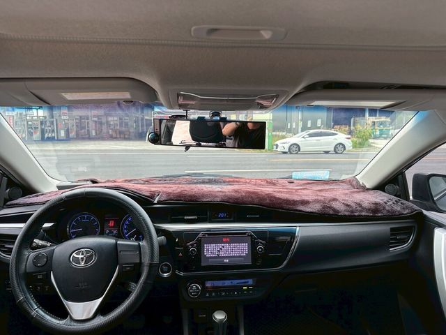 TOYOTA豐田 ALTIS  第9張相片