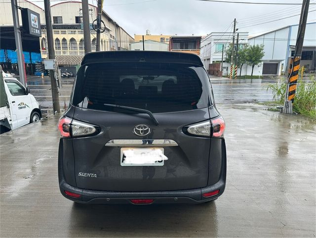 TOYOTA豐田 SIENTA  第5張相片