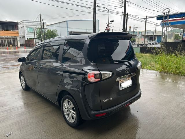 TOYOTA豐田 SIENTA  第6張相片