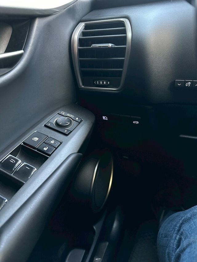 LEXUS凌志 NX200  第12張相片