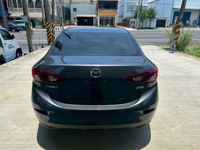 MAZDA馬自達 MAZDA 3  第4張相片