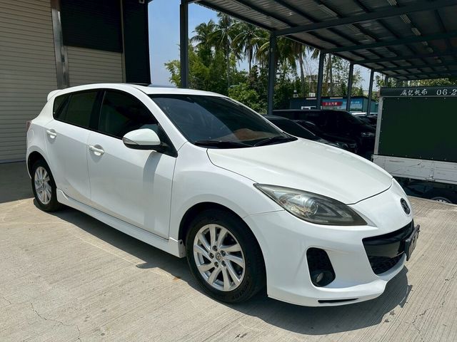 MAZDA馬自達 MAZDA 3  第1張相片