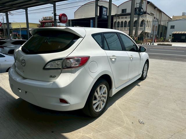 MAZDA馬自達 MAZDA 3  第4張相片