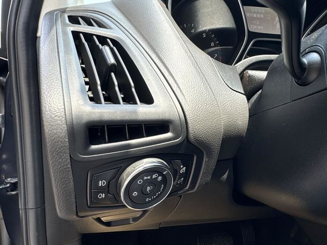 FORD福特 FOCUS  第15張相片