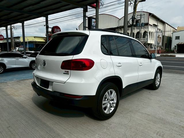 VOLKSWAGEN福斯 TIGUAN  第4張相片