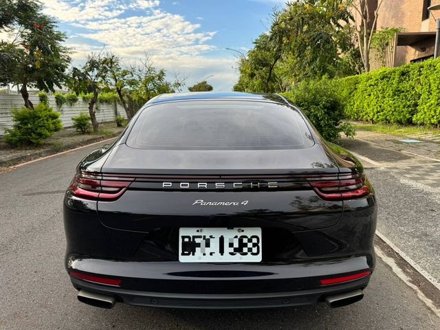 PORSCHE保時捷 PANAMERA  第3張相片