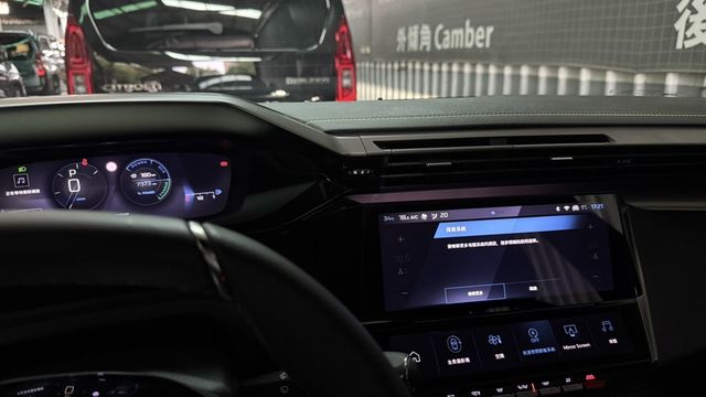 PEUGEOT寶獅 408  第3張相片