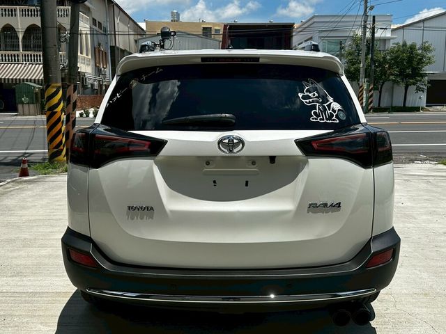 TOYOTA豐田 RAV4  第5張相片