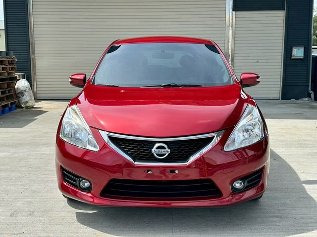 NISSAN日產 TIIDA  第3張相片
