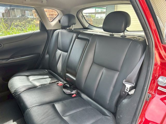 NISSAN日產 TIIDA  第15張相片