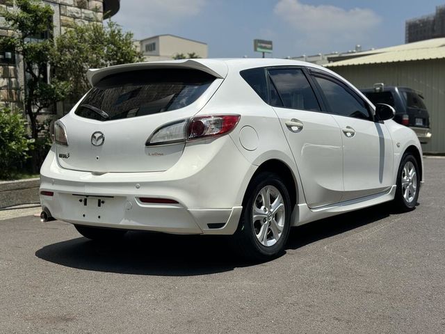 MAZDA馬自達 MAZDA 3  第6張相片