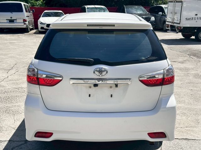 TOYOTA豐田 WISH  第5張相片