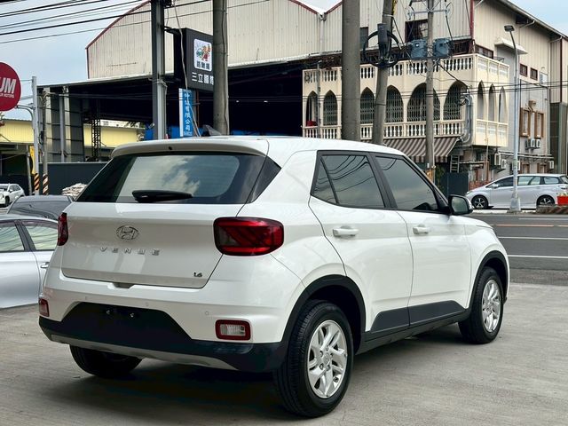 HYUNDAI現代 VENUE  第4張相片