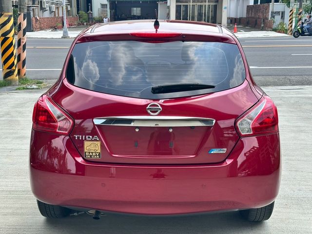 NISSAN日產 TIIDA  第5張相片