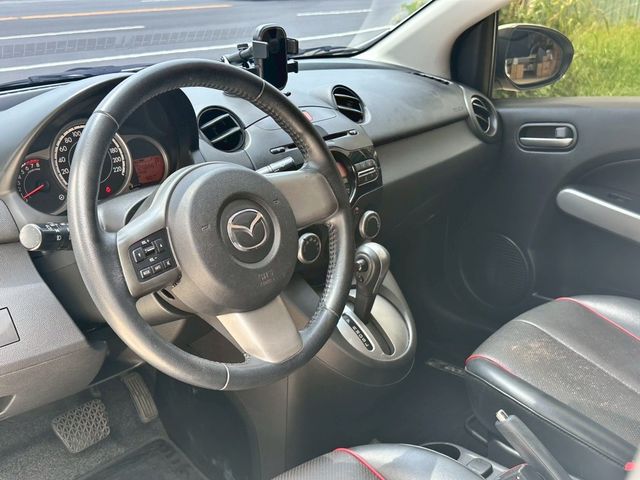 MAZDA馬自達 MAZDA 2  第9張相片