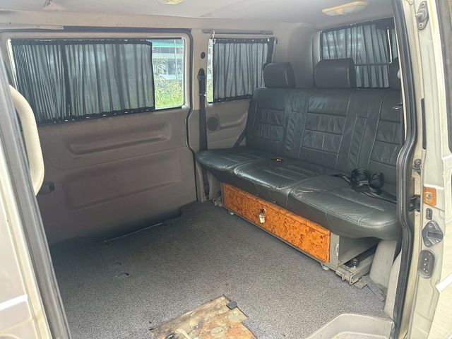 VOLKSWAGEN福斯 T4 CARAVELLE VR6  第9張相片