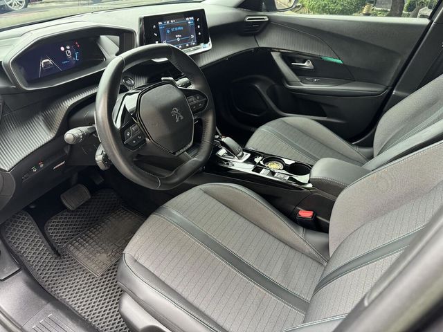 PEUGEOT寶獅 2008  第8張相片