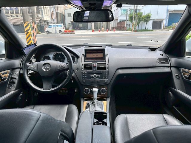 M-BENZ賓士 C250  第7張相片
