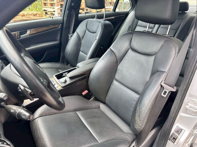 M-BENZ賓士 C250  第16張相片