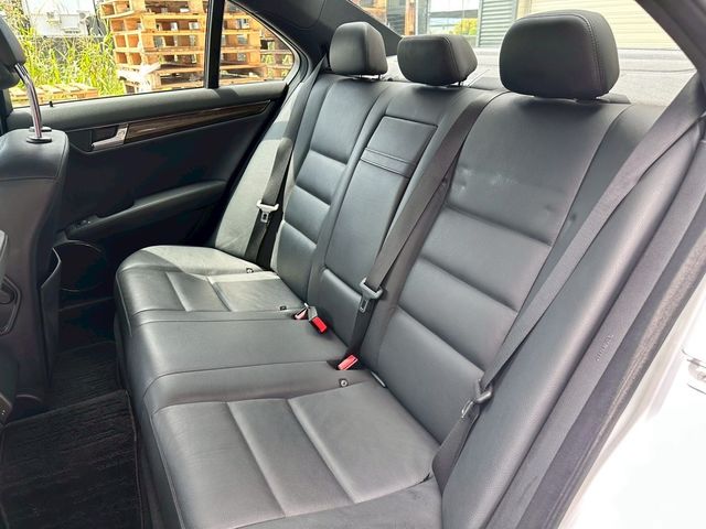 M-BENZ賓士 C250  第17張相片