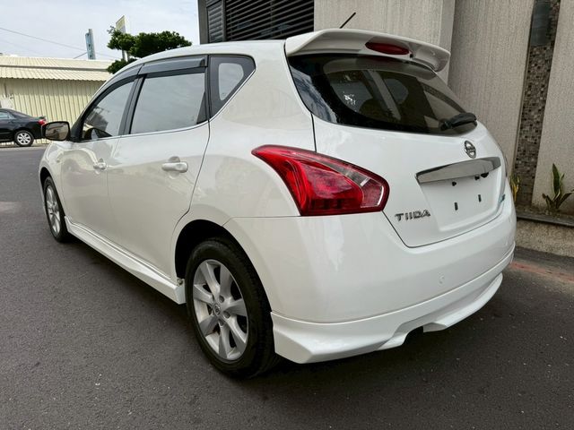 NISSAN日產 TIIDA  第4張相片