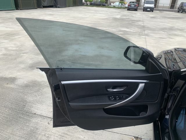 BMW寶馬 420I GRAN COUPE  第7張相片