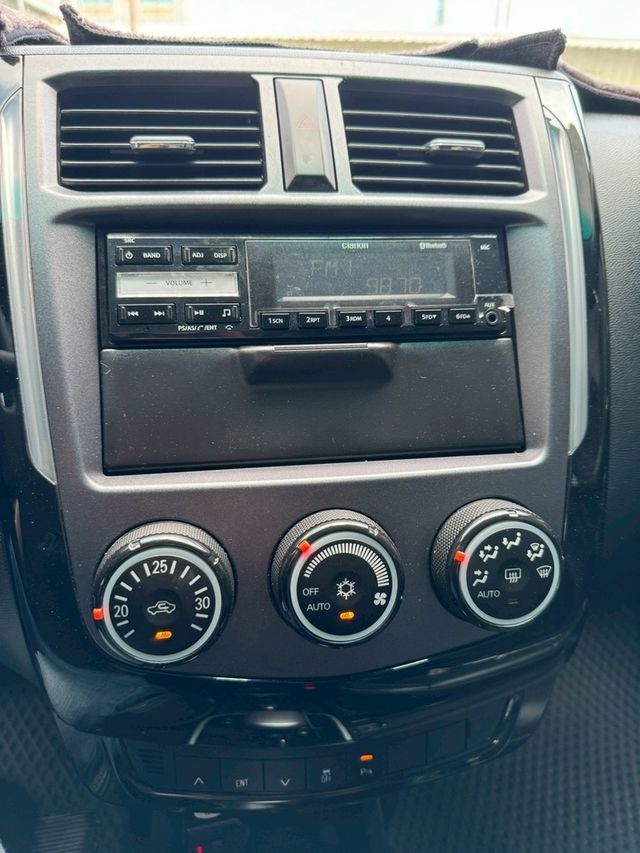 MITSUBISHI三菱 COLT PLUS  第7張相片