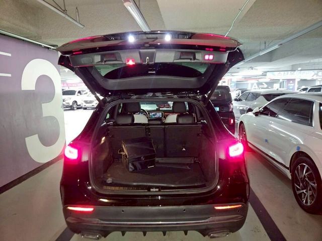 M-BENZ賓士 GLA250  第9張相片