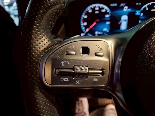 M-BENZ賓士 GLA250  第13張相片