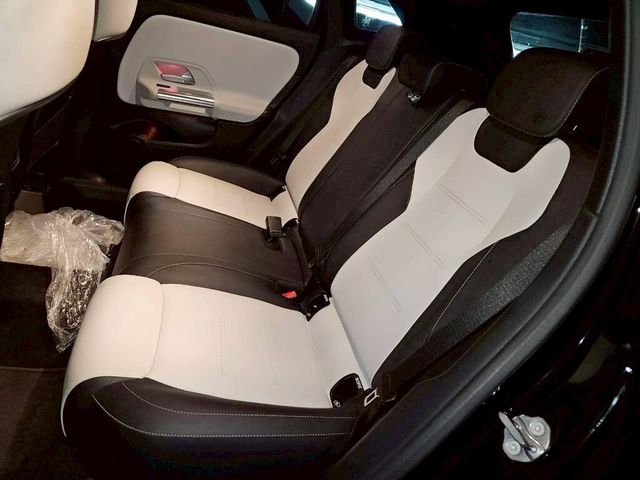 M-BENZ賓士 GLA250  第15張相片