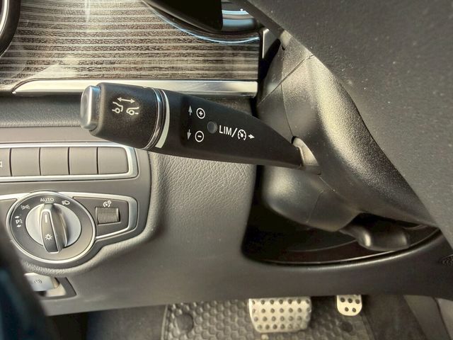 M-BENZ賓士 V220 D  第7張相片