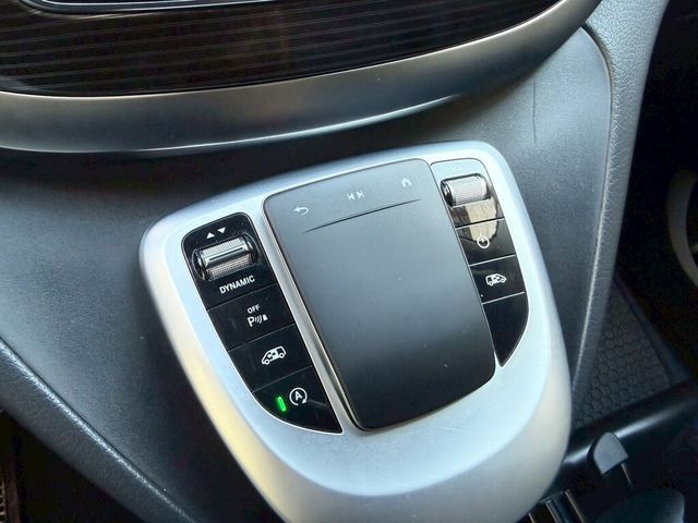 M-BENZ賓士 V220 D  第8張相片