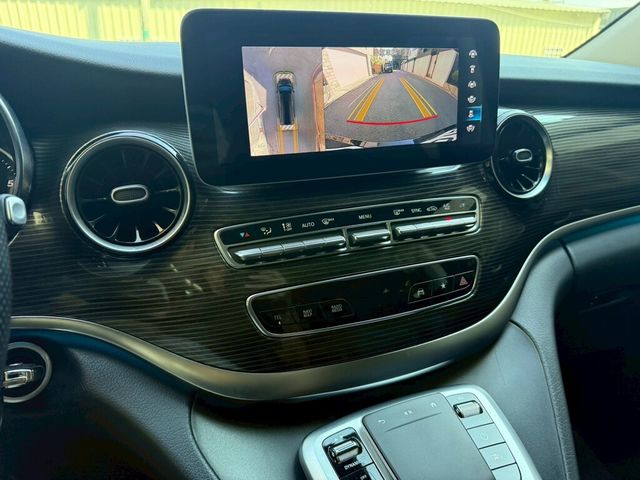 M-BENZ賓士 V220 D  第13張相片