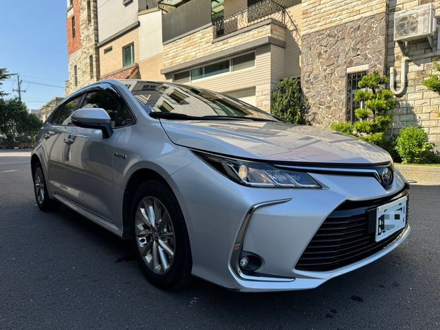 TOYOTA豐田 ALTIS  第1張相片