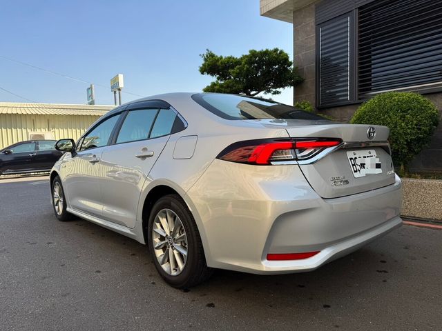 TOYOTA豐田 ALTIS  第5張相片