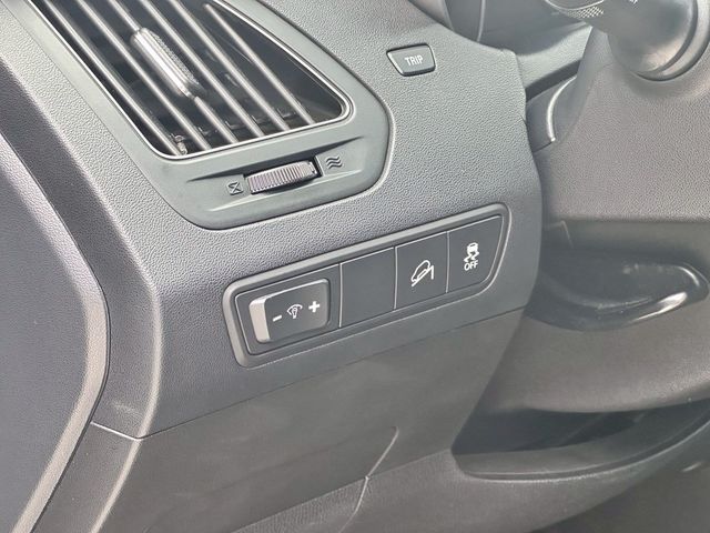 HYUNDAI現代 IX35  第10張相片