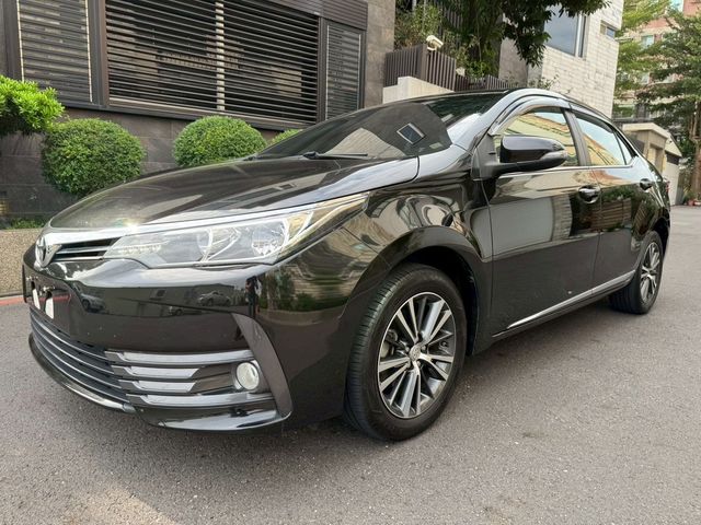 TOYOTA豐田 ALTIS  第2張相片