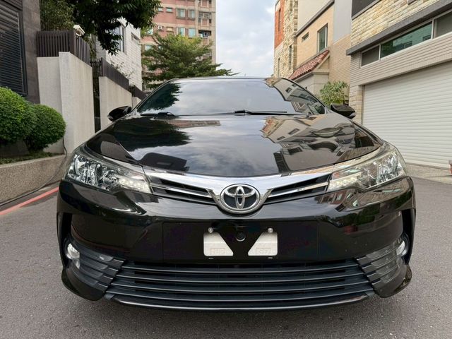 TOYOTA豐田 ALTIS  第3張相片