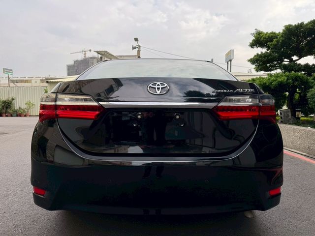 TOYOTA豐田 ALTIS  第6張相片