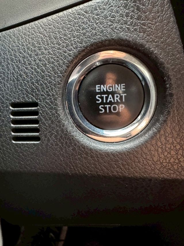 TOYOTA豐田 ALTIS  第12張相片