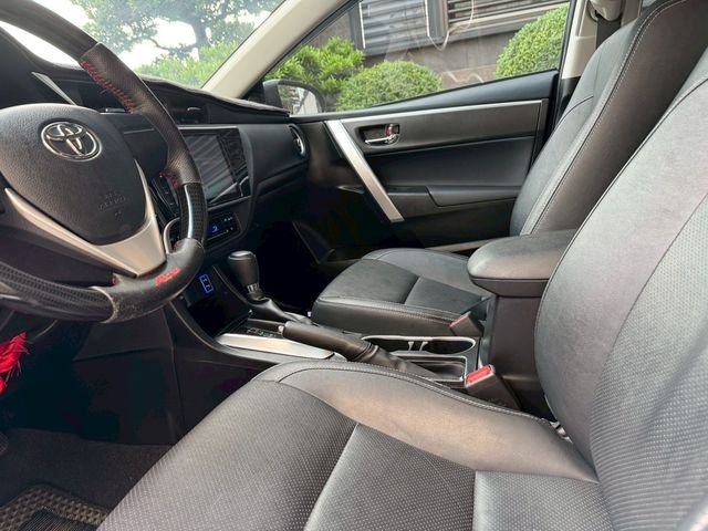 TOYOTA豐田 ALTIS  第15張相片