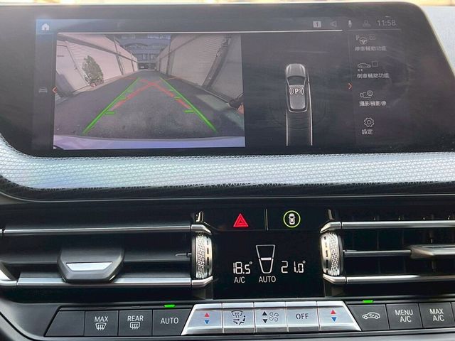 BMW寶馬 118I  第9張相片