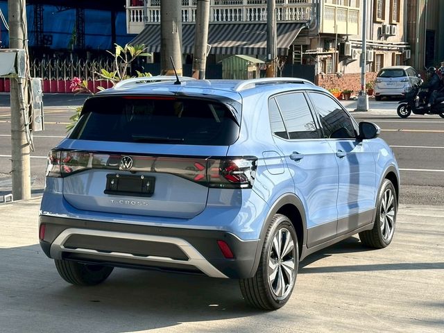 VOLKSWAGEN福斯 T-CROSS  第4張相片