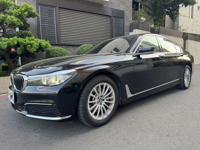 BMW寶馬 730LD  第3張相片