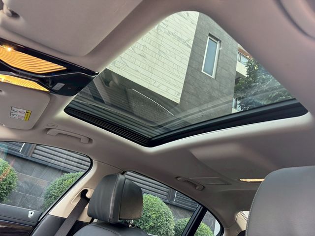 BMW寶馬 730LD  第18張相片