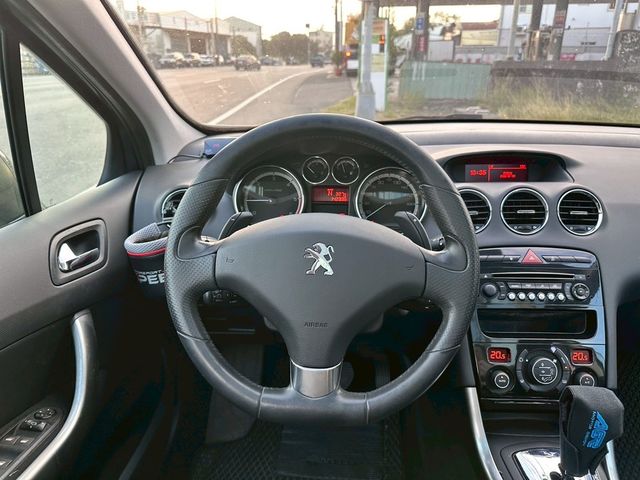 PEUGEOT寶獅 308 HDI  第8張相片